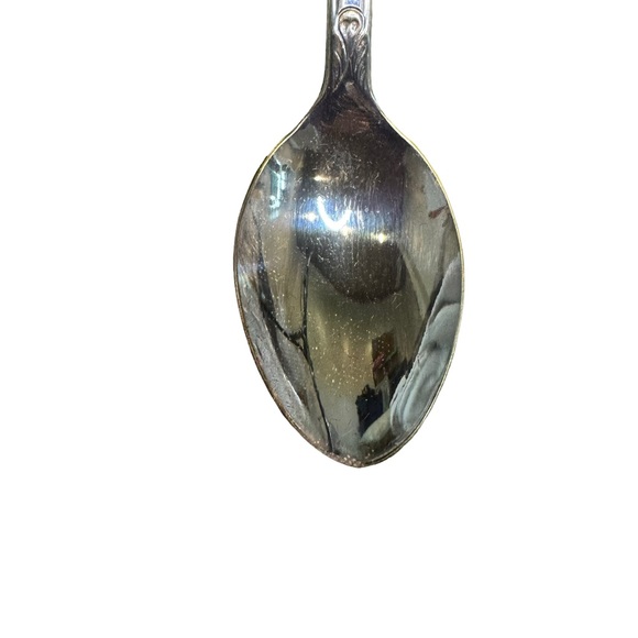 New York Rose Collectable Souvenir Silver Spoon - Picture 4 of 5